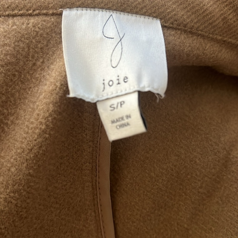Tan coat - Picture 3 of 3